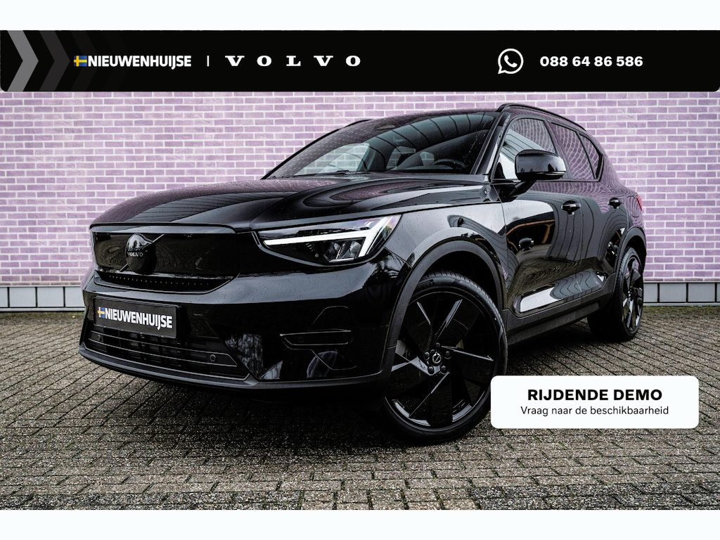 Volvo EX40 Single Motor Extended Range Plus Black Ed. 82 kWh | Adaptieve Cruise Control | Harman Kardon Audio | Stoel-/Stuurverwarming | Parkeercamera | Dodehoek Detectie | Pixel LED | Elektr. Verst. Stoelen + Geheugen | Donker Getint Glas | Warmtepomp |