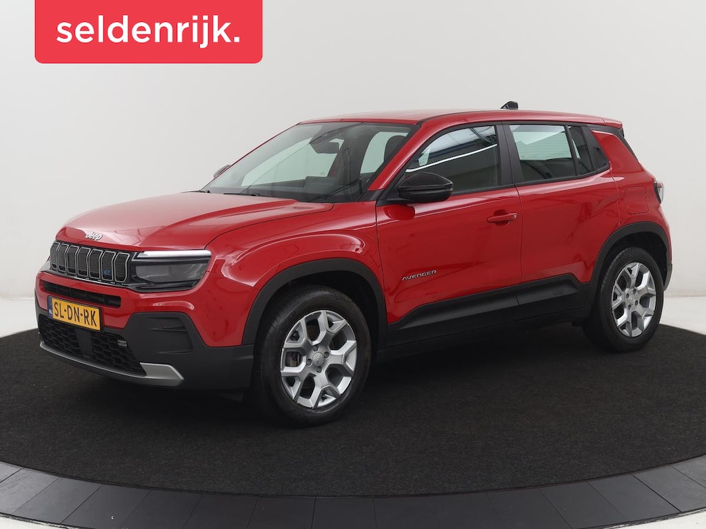 Jeep Avenger 54 kWh | SOH 94,2% | 3 Fase | Stoelverwarming | Carplay | Camera | Cruise control | Elektrische kofferklep | Climate control