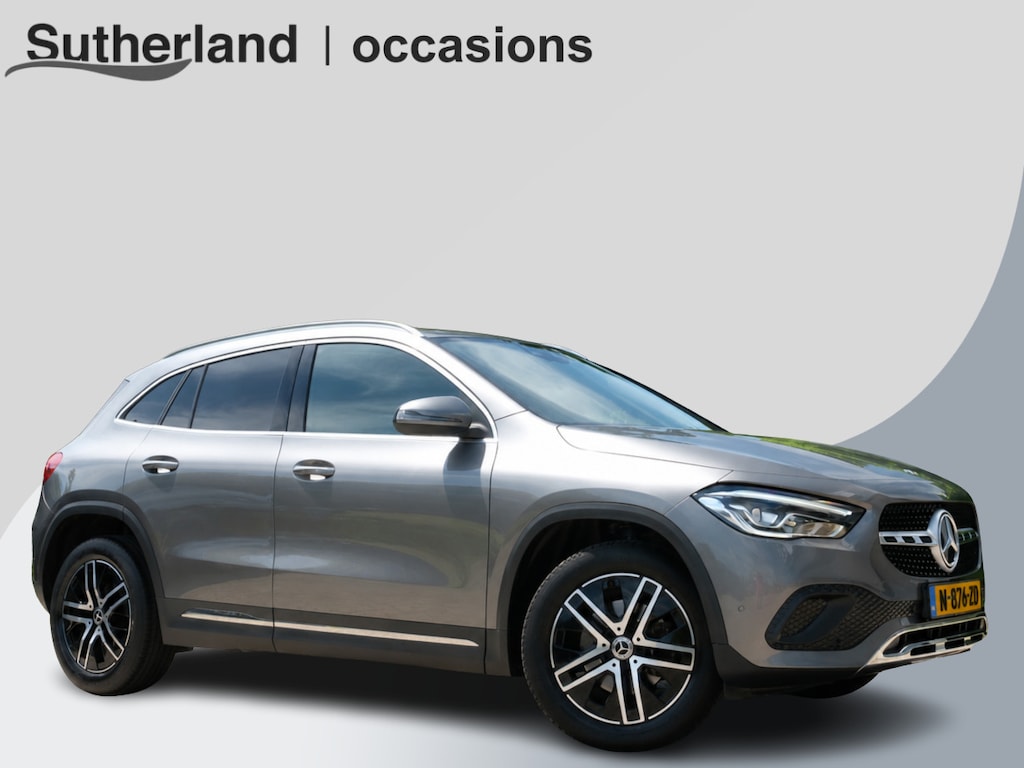 Mercedes-Benz GLA 200 Business Solution 163 PK | Trekhaak Afneembaar | All-Season Banden | Stoelverwarming | Navigatie | LMV 19''