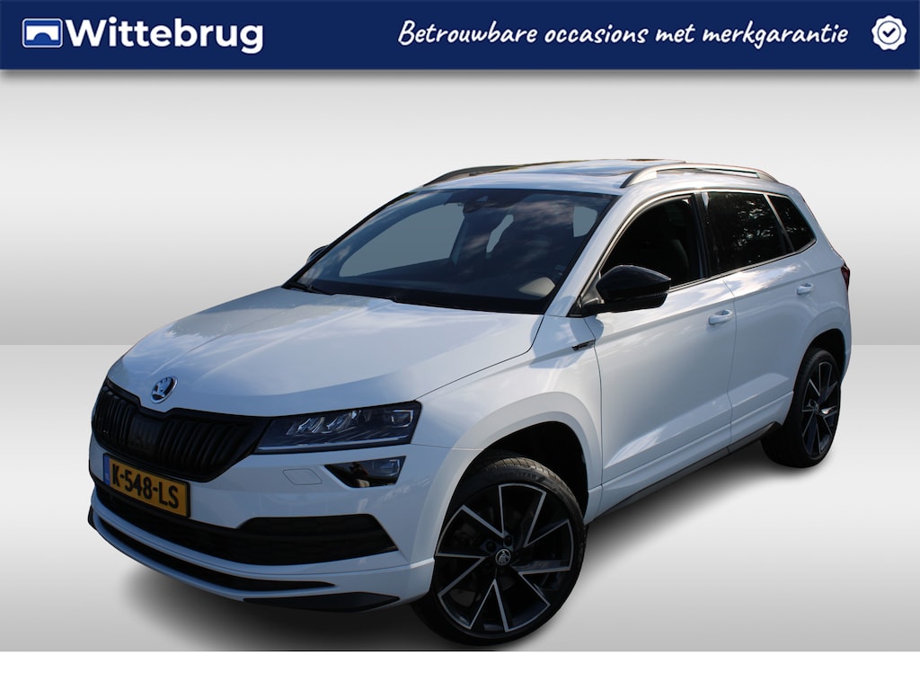 Skoda Karoq 1.5 TSI 150pk ACT Sportline Business DSG Automaat / Panorama schuifdak / Camera /  LED / verw. voorstoelen / Virtual Cockpit / LM 19''