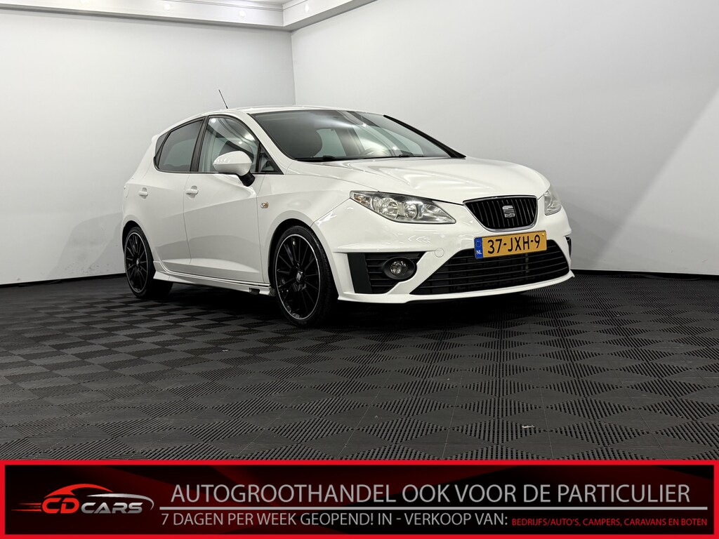 SEAT Ibiza 1.4 Sport-up Airco, Sportief uitlaat, Sportief velgen, Apple carplay, Cruise control, Radio