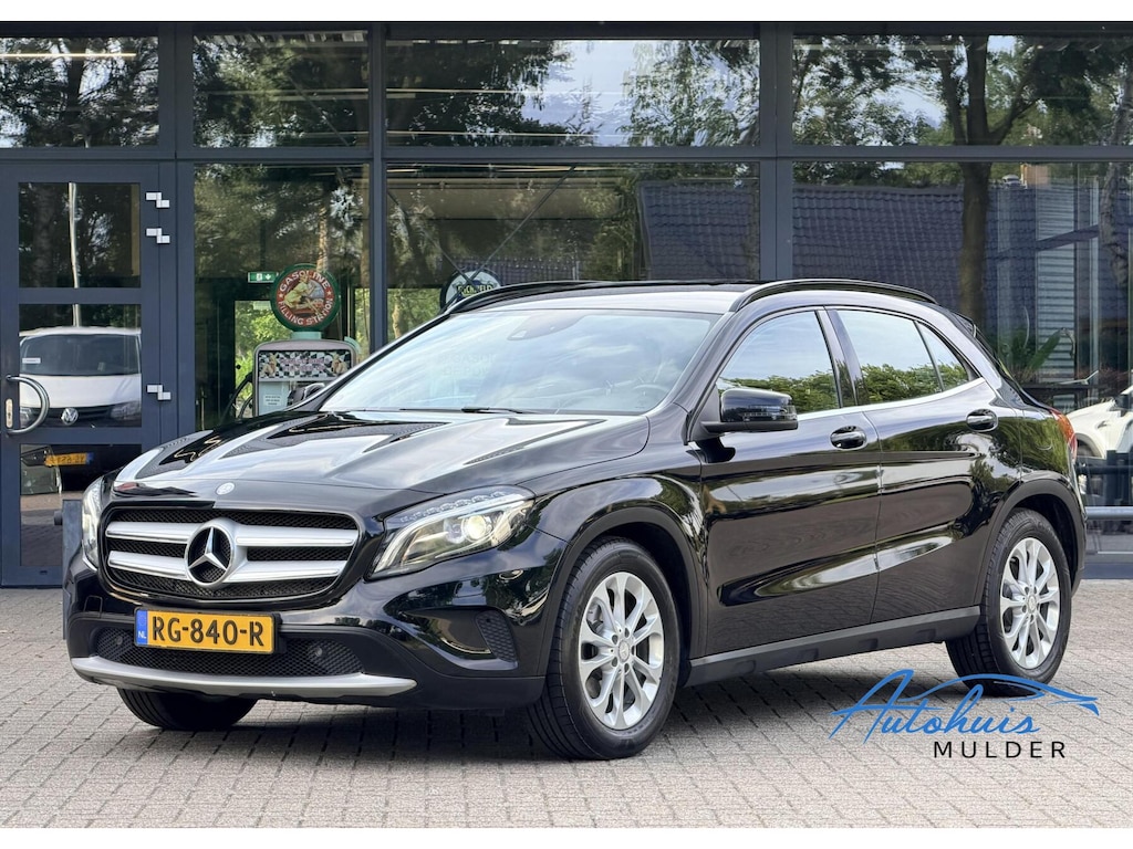 Mercedes-Benz GLA 200 Prestige | Automaat | Trekhaak | Clima | Stoelverwarming | Led