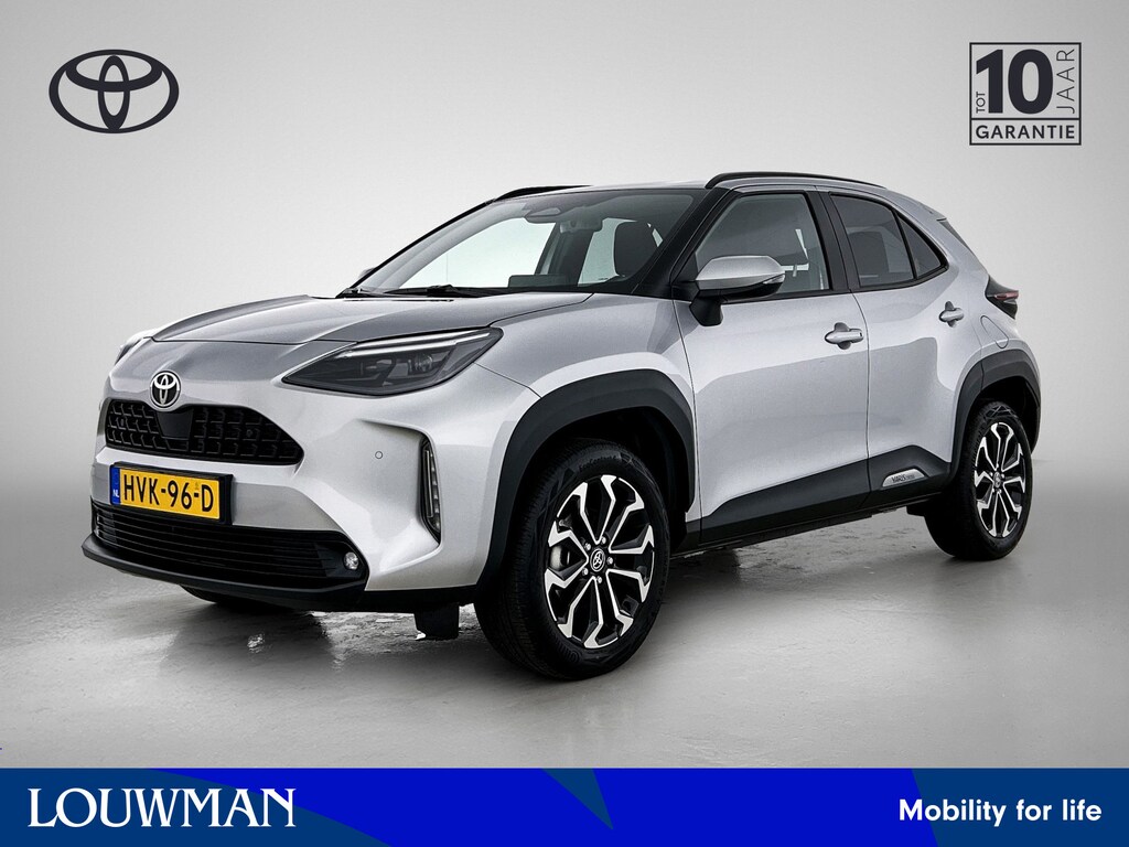 Toyota Yaris Cross 1.5 Hybrid 115 Dynamic Comfort Pack | BTW voertuig | Dodehoek detectie | Stuur+stoelverwarming | Parkeersensoren Voor+Achter | Draadloze telefoonlader | SL 41