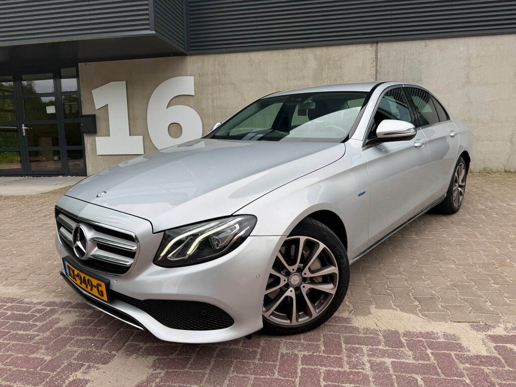 Mercedes-Benz E-klasse 350 e Lease Edition |Widescreen |LUXE SFEER VERLICHTING |NL AUTO |DEALER ONDERHOUDEN|