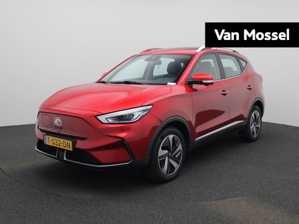 MG MG ZS EV Long Range Luxury 70 kWh All-Season banden | Leder | Panoramadak | Led Koplampen | 360 Camera | Stoelverwarming |