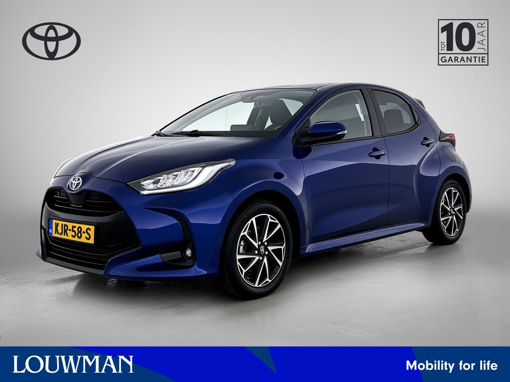 Toyota Yaris 1.5 Hybrid Dynamic | Voorstoelen verwarmd |