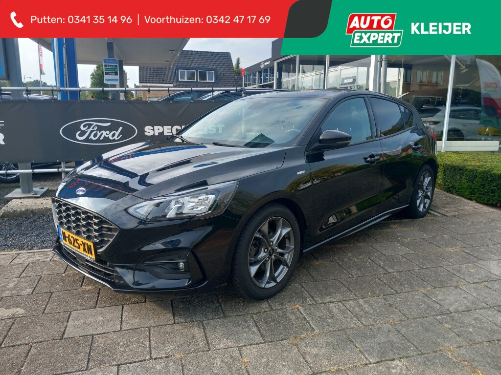 Ford Focus 1.0 EcoBoost Hybrid 125pk ST-Line Winterpack
