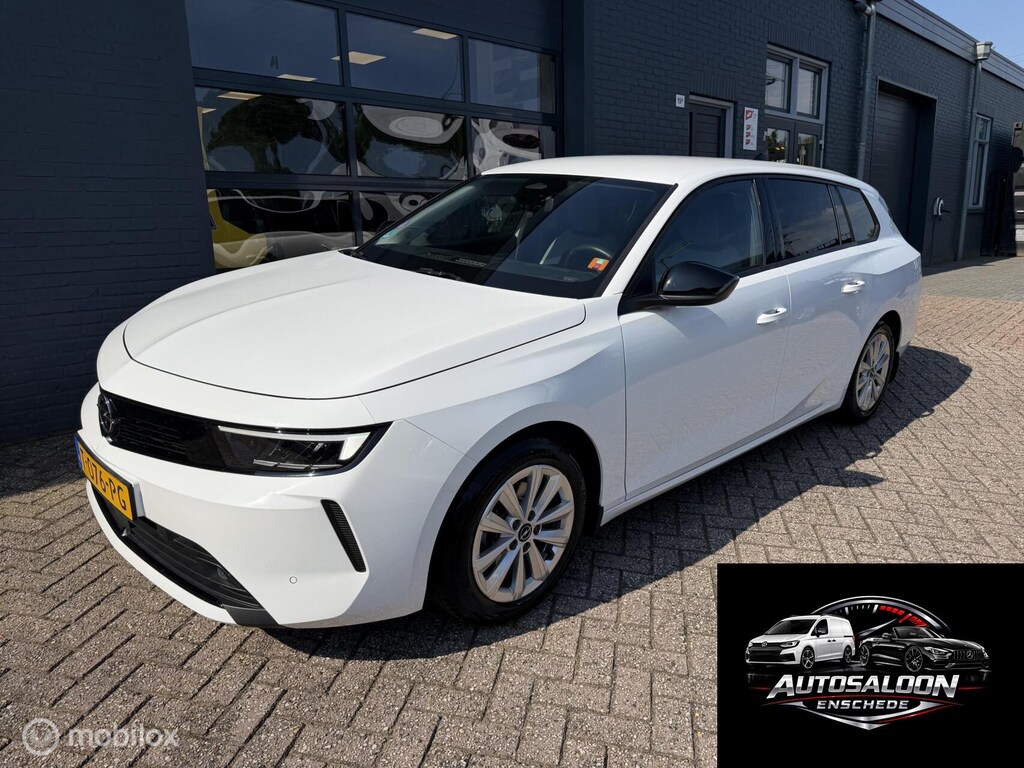 Opel Astra Sports Tourer 1.2 110 PK Airco Navi Camera PDC