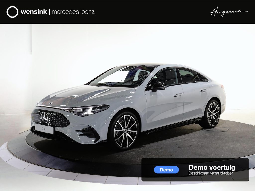 Mercedes-Benz CLA 250+ Launch Edition 85.5 kWh | Night | Panoramadak | DISTRONIC | Achteruitrijcamera | Dodehoekassistent |