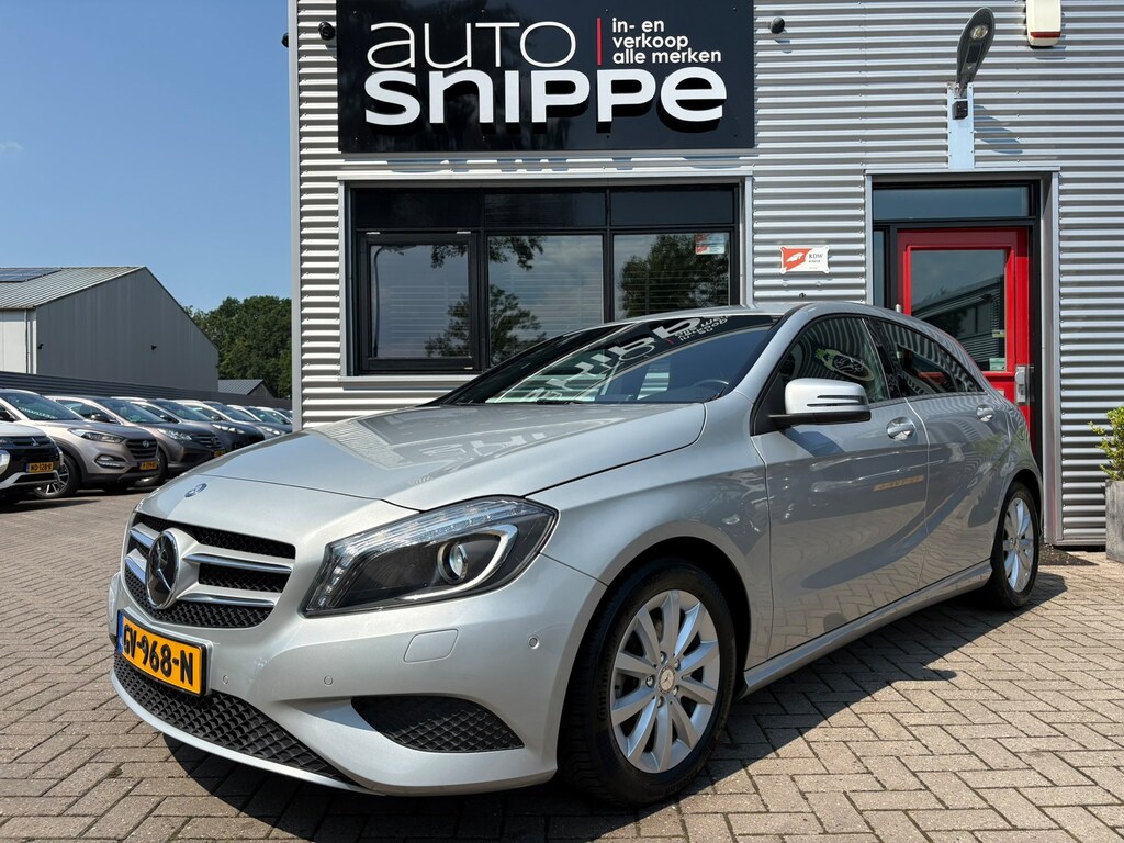 Mercedes-Benz A-klasse 180 Ambition -5DRS.-TREKHAAK-BI XENON-CRUISECONTROL-PDC V+A-HALF LEDER-ZWARTE HEMEL-ORIGINEEL NEDERLANDS!