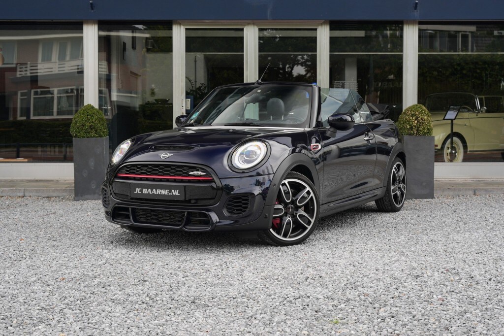 MINI John Cooper Works 2.0 JCW CHILI /LED/HAR-KAR/LEDER/PDC/CARPLAY