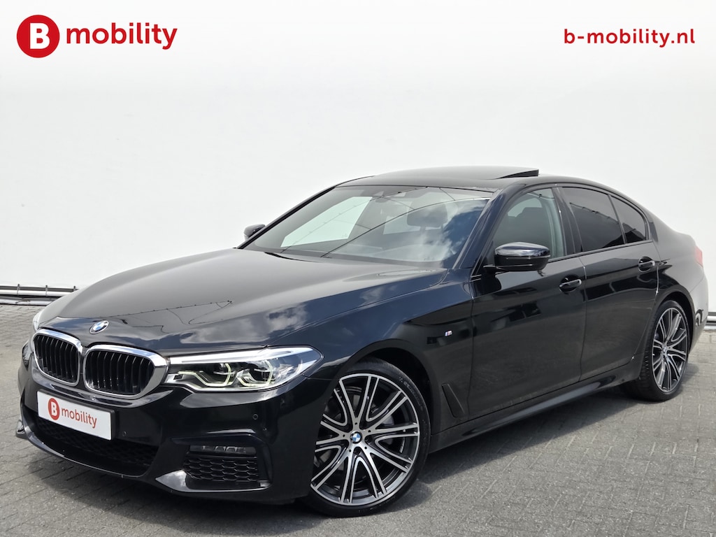 BMW 5-Serie 520i High Executive M-Sport Schuif/Kanteldak Head-Up LED | Achteruitrijcamera | Hifi | DAB Audio | Apple CarPlay | NL Auto!