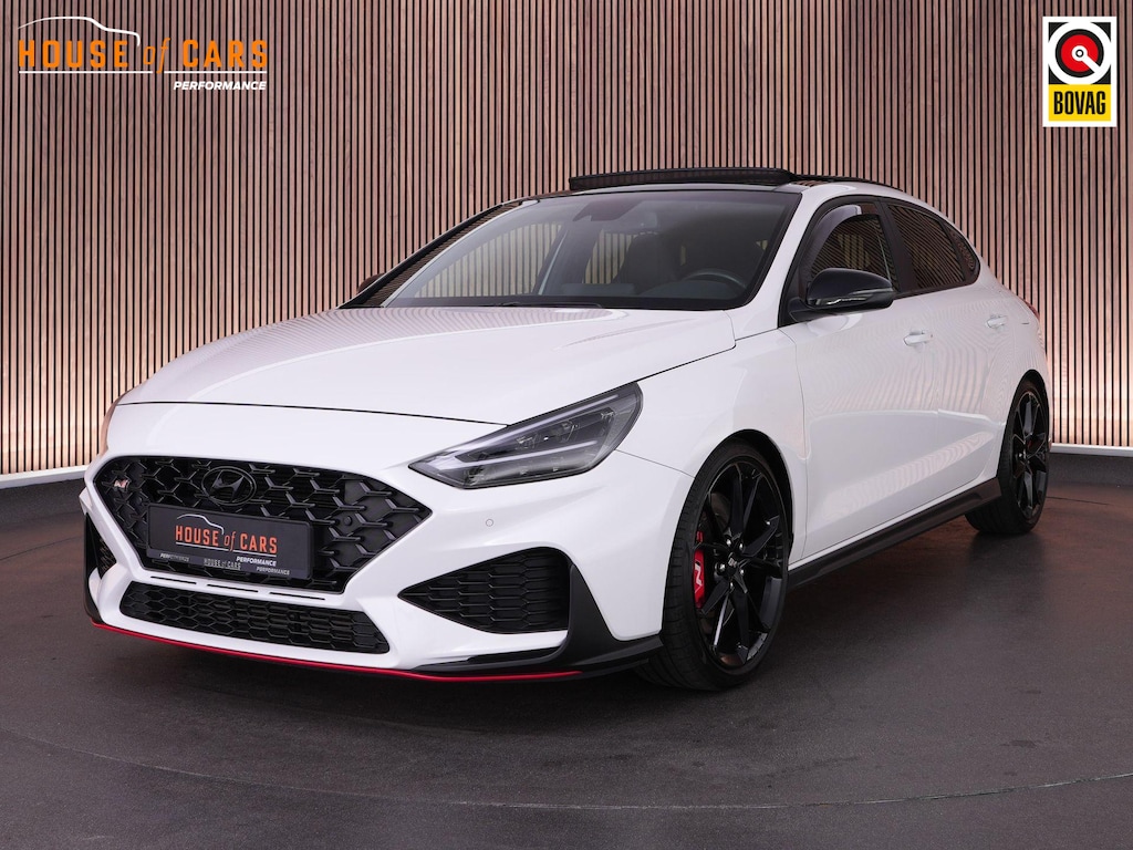 Hyundai i30 Fastback N2 Performance 2.0 280pk T-GDI DCT Fastback |panoramadak|schaal stoelen|memory|launch control|stoelverwarming|Apple Carplay|stuurverwarming|achteruitrijcamera|19" lichtmetalen velgen|
