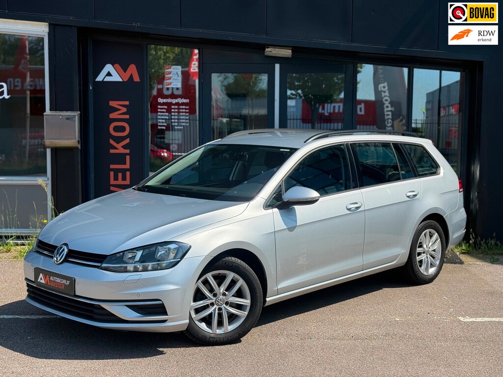 Volkswagen Golf 2.0 TDI Highline | ACC | PDC | Stoelver.