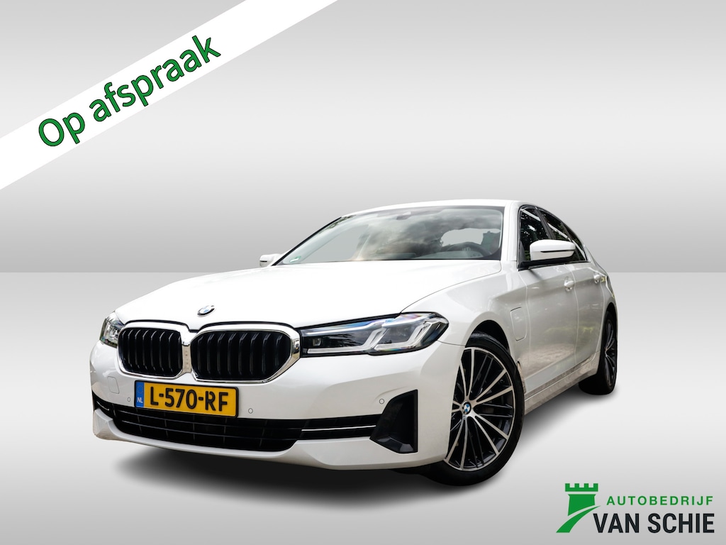 BMW 5-Serie 545e xDrive Business Edition Plus 1e-Eig. & Dealer-Onderh. BOVAG-Garantie. NL-Auto.
