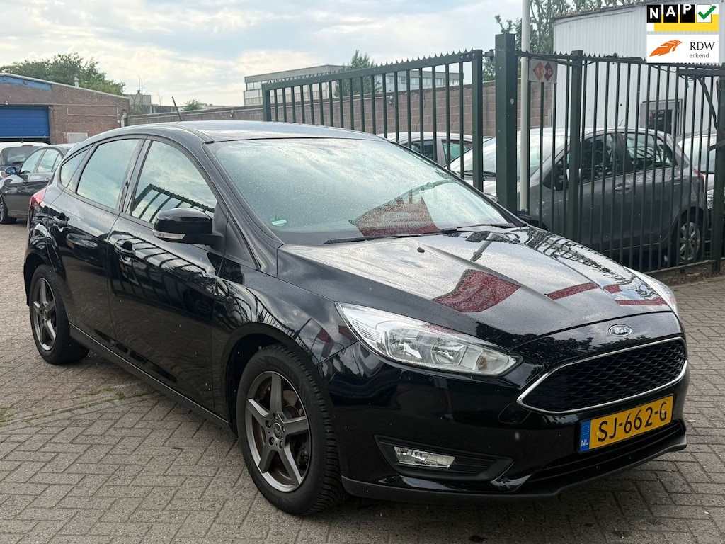 Ford Focus 1.0 Lease Edition Start stop zeer netjes navigatie cruis control parkeer sensor airco