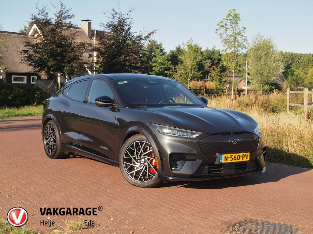 Ford Mustang Mach-E GT Extended AWD 98 kWh | 486 PK | Trekhaak | Panoramadak | Bang & Olufsen | 360 Camera |