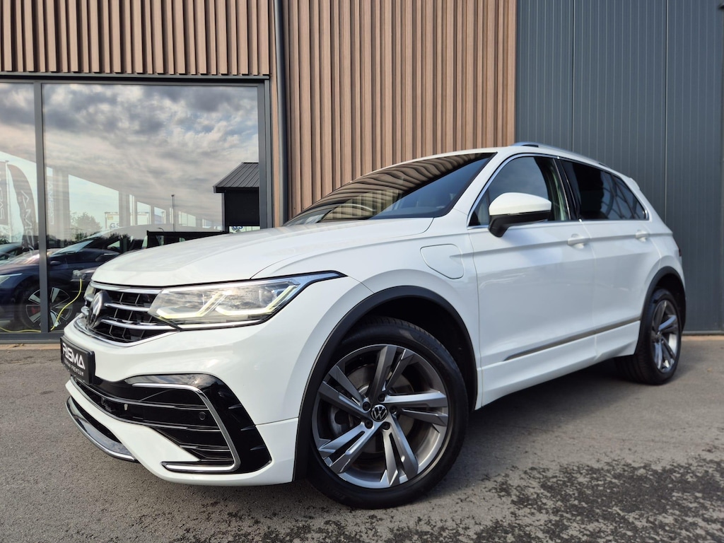 Volkswagen Tiguan 1.4 TSI eHybrid R-Line Business | BTW | IQ Light | Camera | Navi | Virtual 1.4 TSI eHybrid R-Line Business