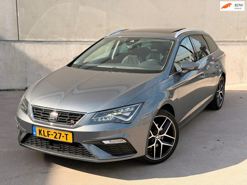 SEAT Leon ST FR 1.4 TSI DSG Pano 18' Camera CarPlay ACC Sfeerverlichting