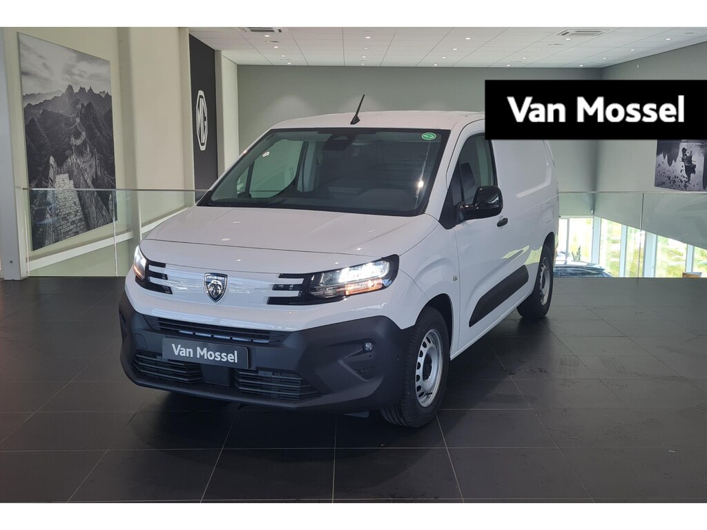 Peugeot e-Partner 136 L2 50 kWh | Climate Control | Stoelverwarming | Navigatie | Apple Carplay / Android Auto | 360 Camera | Parkeersensoren Rondom