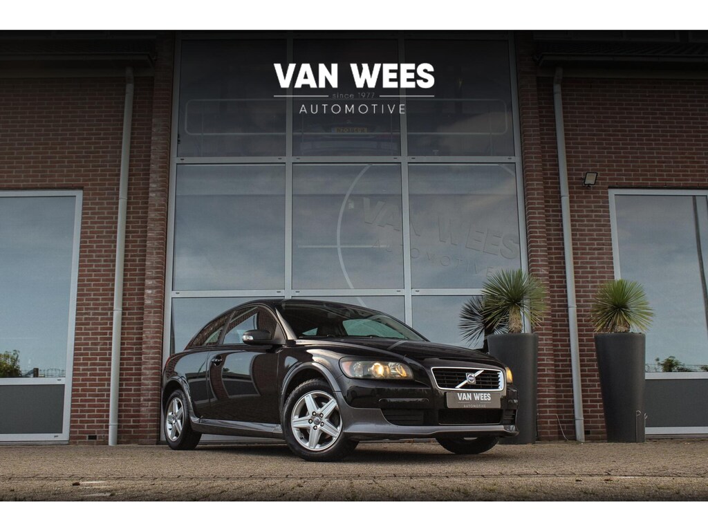Volvo C30 1.6 Kinetic | Origineel Nederlands | Parkeersensoren | Leer | Boordcomputer | 16 inch | Airco | Radio | Origineel