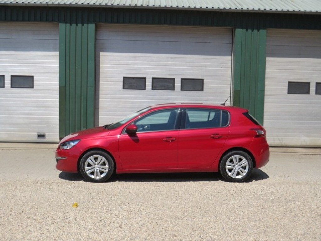 Peugeot 308 1.2 PURETECH ACTIVE