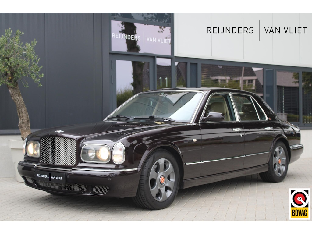 Bentley Arnage R 6.75-V8 | Two-Tone Interieur | Verw. & Verst. Stoelen Voor & Achter | PDC V+A | 18" LM Gunmetal Grey |