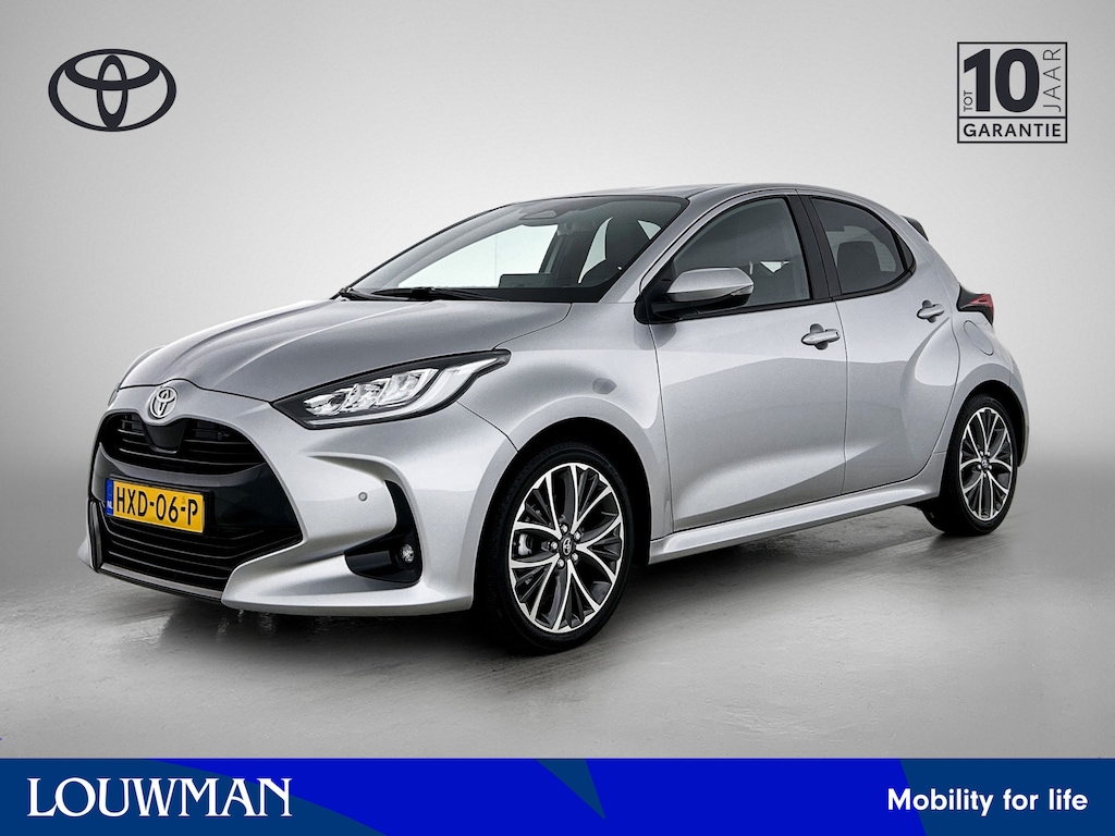 Toyota Yaris 1.5 Hybrid 130 Executive | Navigatie | PDC | BLS | Stuur-Stoelverwarming |