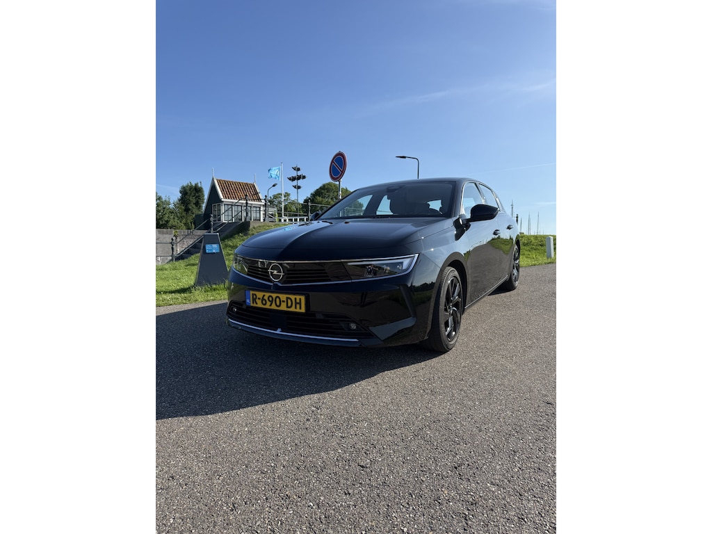 Opel Astra 1.2 Edition bj juni2022/parkeersensoren/applecarplay/80000km