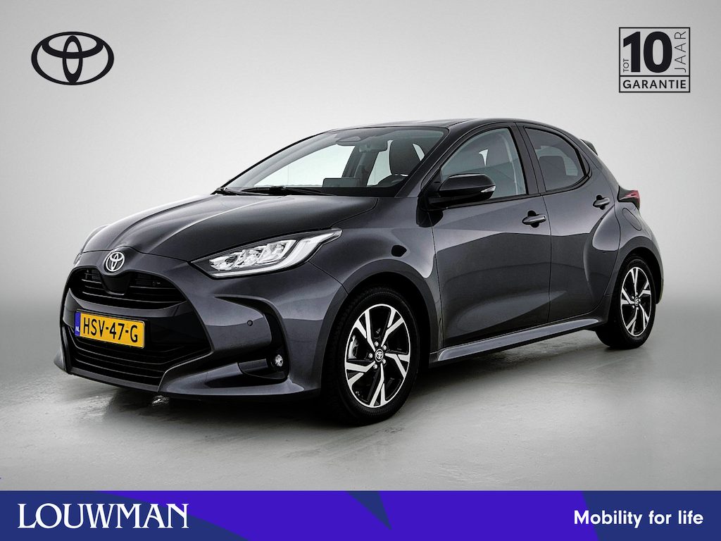 Toyota Yaris 1.5 Hybrid 115 Dynamic Comfort Pack | BTW voertuig | Dodehoek detectie | Stuur+stoelverwarming | Parkeersensoren voor+achter | Apple CarPlay/Android auto | Cruise Control Adaptive | Climate Control |