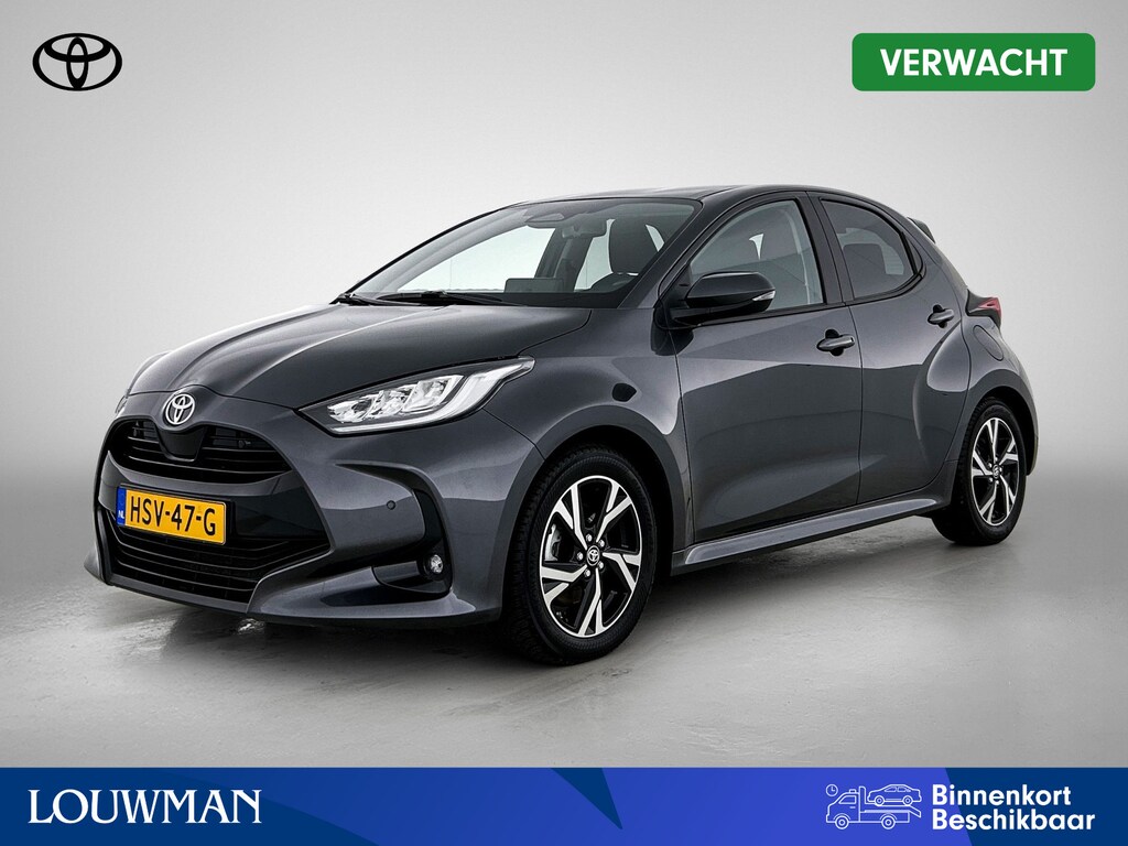 Toyota Yaris 1.5 Hybrid 115 Dynamic Comfort Pack | BTW voertuig | Dodehoek detectie | Stuur+stoelverwarming | Parkeersensoren voor+achter | Apple CarPlay/Android auto | Cruise Control Adaptive | Climate Control |