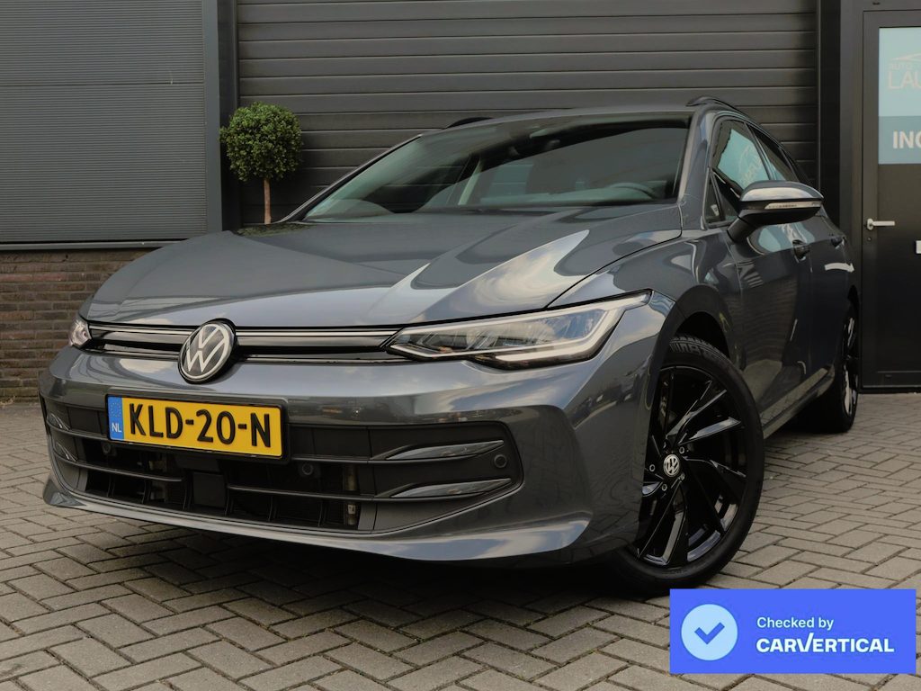 Volkswagen Golf Variant 1.5 eTSI Life Edition | Trekhaak | Black | Stuur en Stoelverwarming
