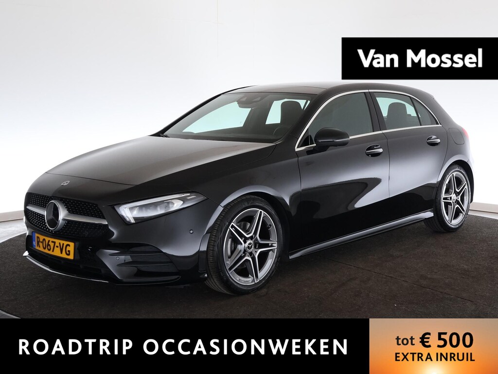Mercedes-Benz A-klasse 180 Premium Plus AMG AUTOMAAT | PANORAMADAK | NAVIGATIE | SFEERVERLICHTING |