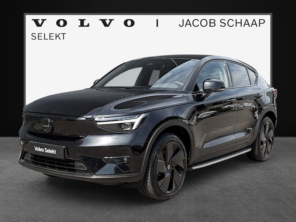 Volvo EC40 Twin Motor Ultra Black Edition 82 kWh / Treeplanken / Trekhaak / 360 Camera / Harman/Kardon / Panorama dak /