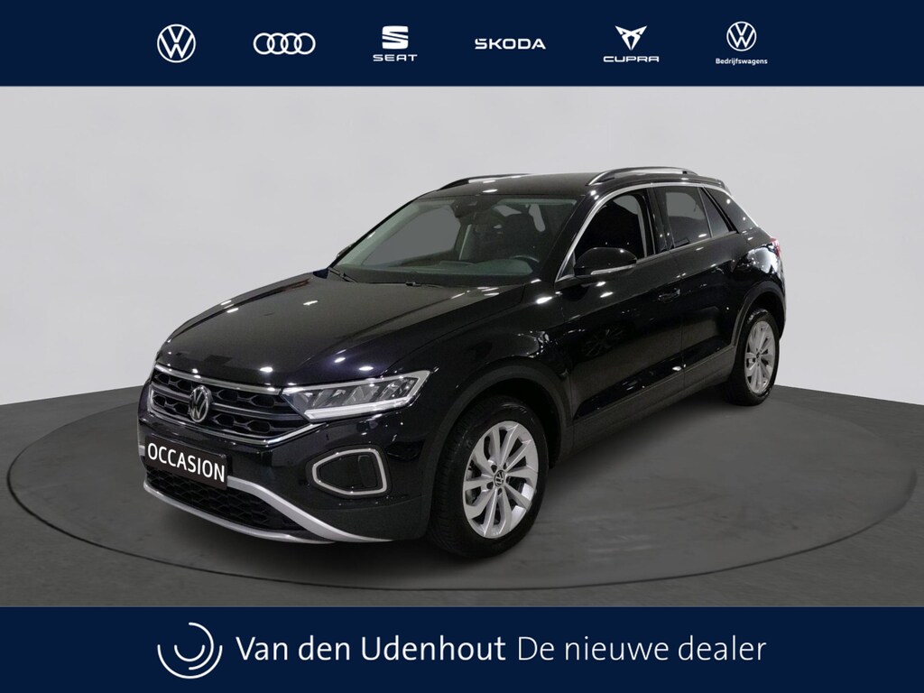 Volkswagen T-Roc 1.5 TSI Life Edition | camera | 17" | Climatronic |