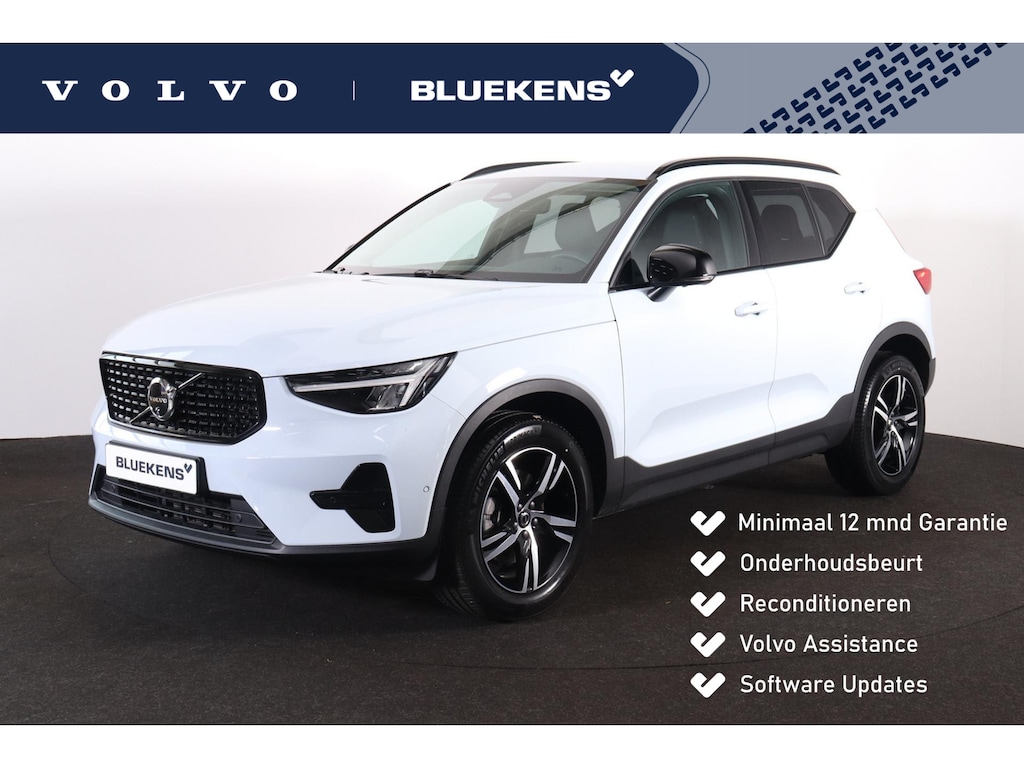 Volvo XC40 B3 Plus Dark - IntelliSafe Assist & Surround - 360º Camera - Harman/Kardon audio - Verwarmde voorstoelen & stuur - Parkeersensoren voor & achter - Elektr. bedienb. voorstoelen met geheugen links - Draadloze tel. lader - Standkachel - Extra getint glas - 18' LMV