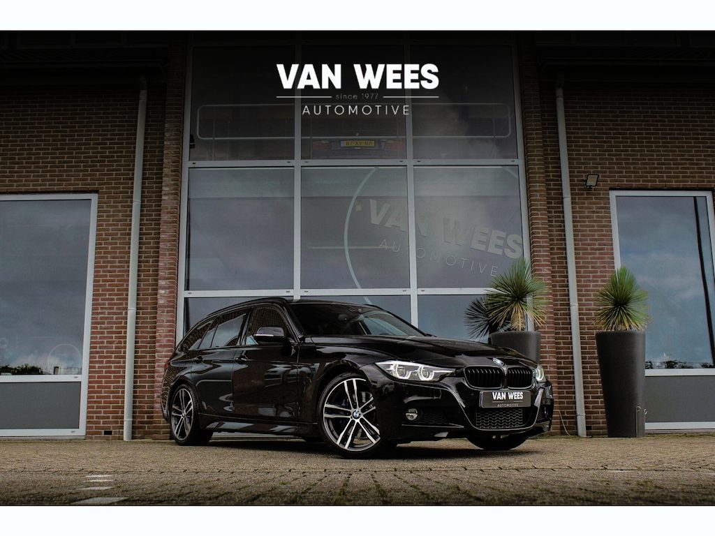BMW 3-Serie Touring 320i M Sport Edition | 2e eigenaar | NL auto | Camera | HiFi audio | Stoelverwarming | DAB | Head-up | Cruise control | LED | Park Assistant | PDC | Navigatie