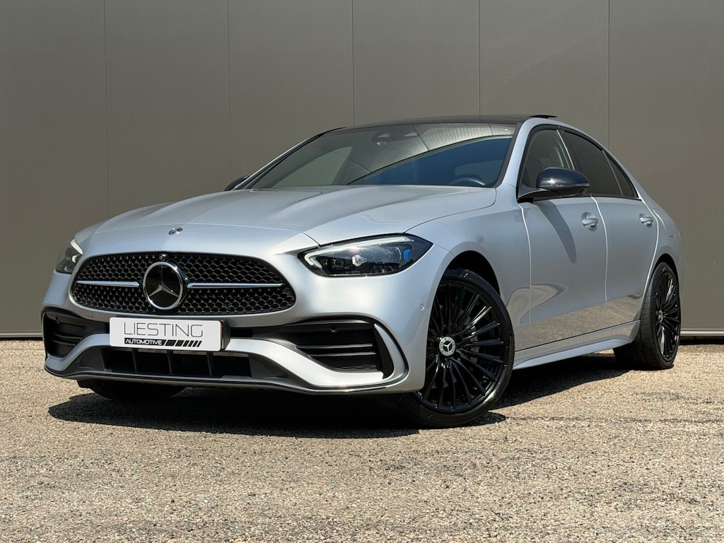 Mercedes-Benz C-klasse 300e AMG Line Pano Burmester Trekhaak
