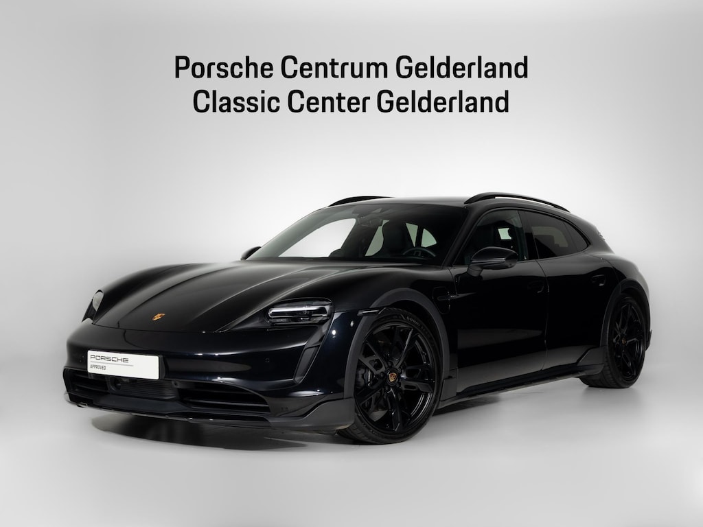 Porsche Taycan Cross Turismo 4