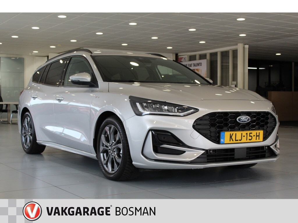 Ford Focus wagon ST-Line/CAMERA/CRUISE/CARPLAY