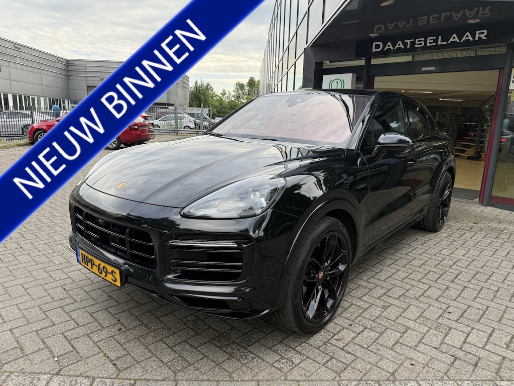 Porsche Cayenne Coupé 3.0 E-Hybrid Platinum Edition SportDesign/Pano/Luchtvering 22"
