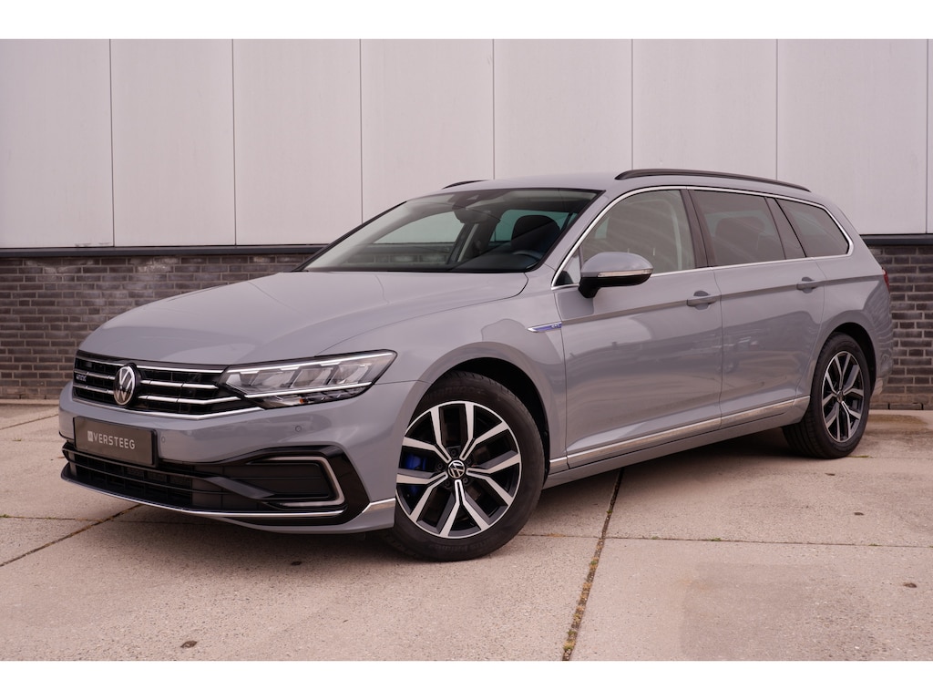 Volkswagen Passat Variant 1.4 TSI PHEV GTE Business | Carplay | Camera | LED | Navi | Adap. Cruise
