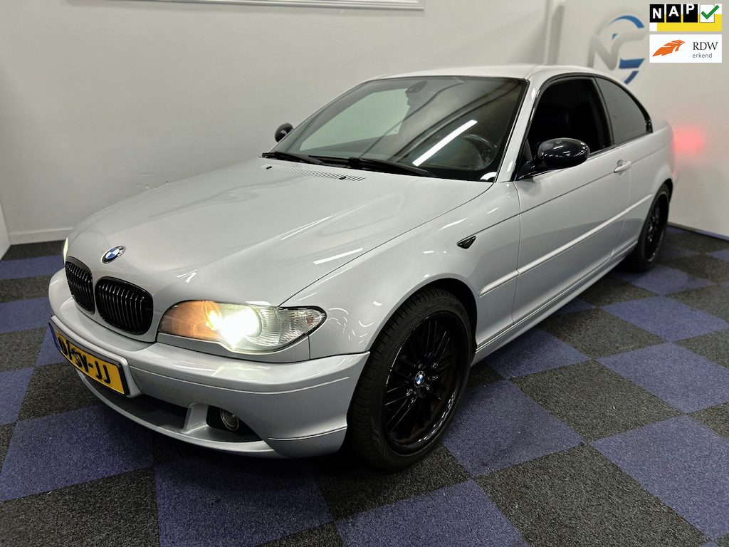 BMW 3-Serie Coupé 318Ci Special Executive / AUTOMAAT / DEALER ONDERHOUDEN / MULTIEMEDIA-NAVI