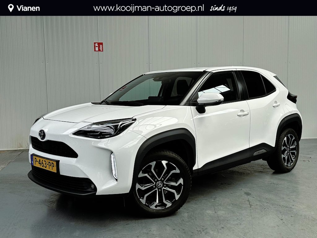 Toyota Yaris Cross 1.5 Hybrid Business Plus met trekhaak, hoge instap
