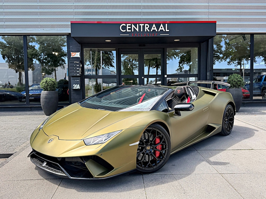 Lamborghini Huracan 5.2 V10 Performante Spyder Lift|Sport-Seats|Sensonum-Audio|640PK|Camera