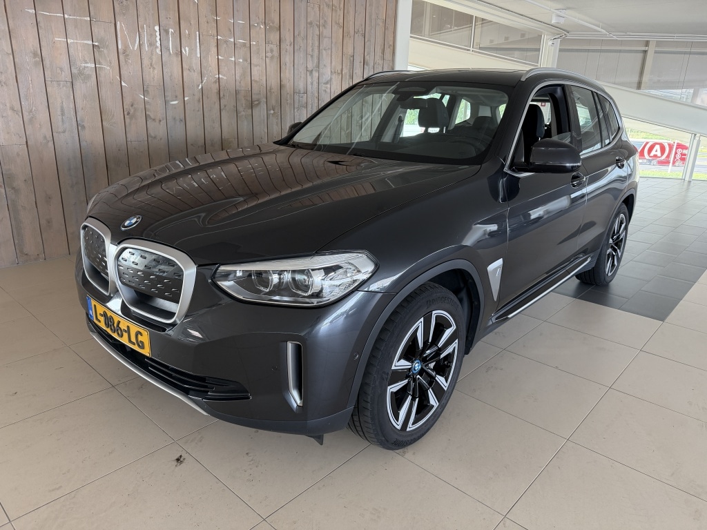 BMW iX3 Executive 80 KwH SOH 99,4%