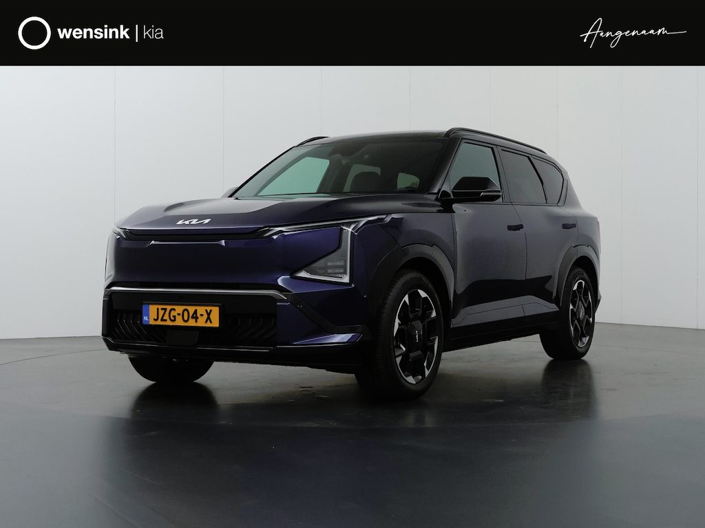 Kia EV5 GT-PlusLine 81.4 kWh BESCHIKBAAR VANAF 01-12-2026 | Panoramaschuifdak | Harman Kardon | Ambient lighting | Stoelverwarming voor en achter | Zwarte hemelbekleding |