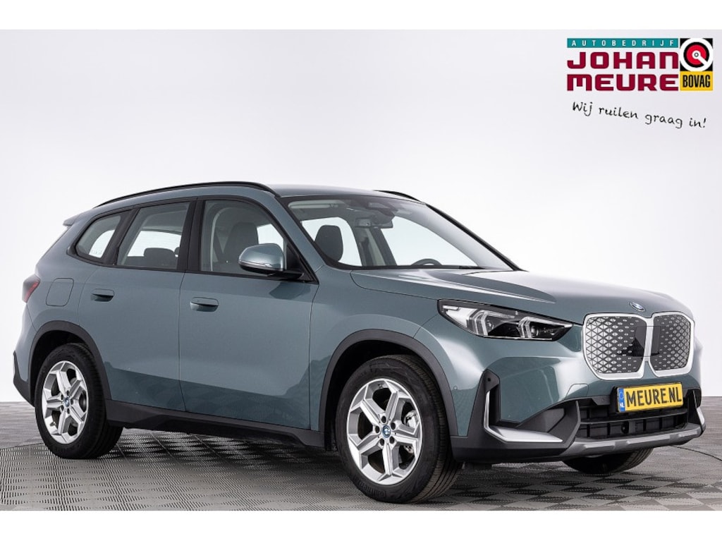 BMW iX1 eDrive20 business Design 67 kWh | Full LED | NAVI | PDC | ECC | SOH 99%