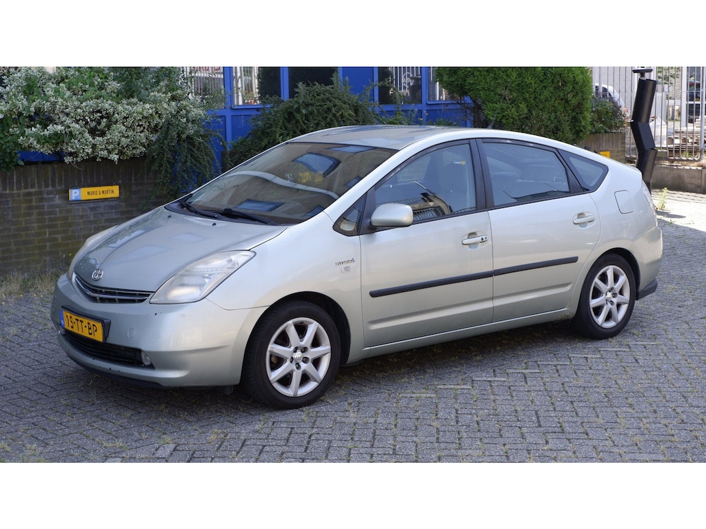 Toyota Prius 1.5 VVT-i Business Edition