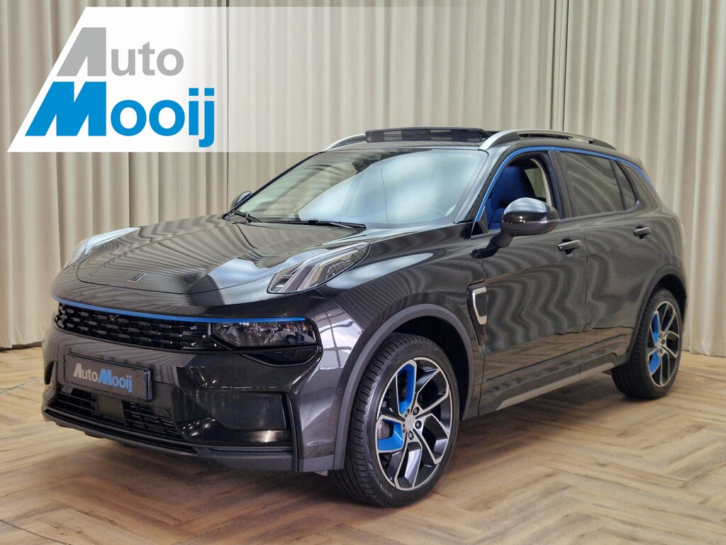 Lynk & Co 01 1.5  Zwart / MY 23 FACELIFT / Zwarte Hemel / Infinity Sound / 360 Camera / Panoramadak / Adaptive Cruise / Memory Seat / Apple Carplay